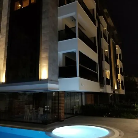 Элитная Квартира В Центре Алании 100М От Пляжа Apartment